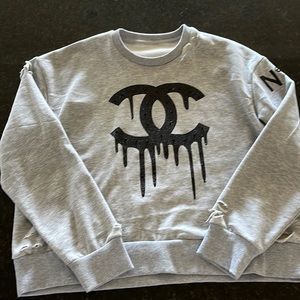 Distressed crew neck sweatshirt